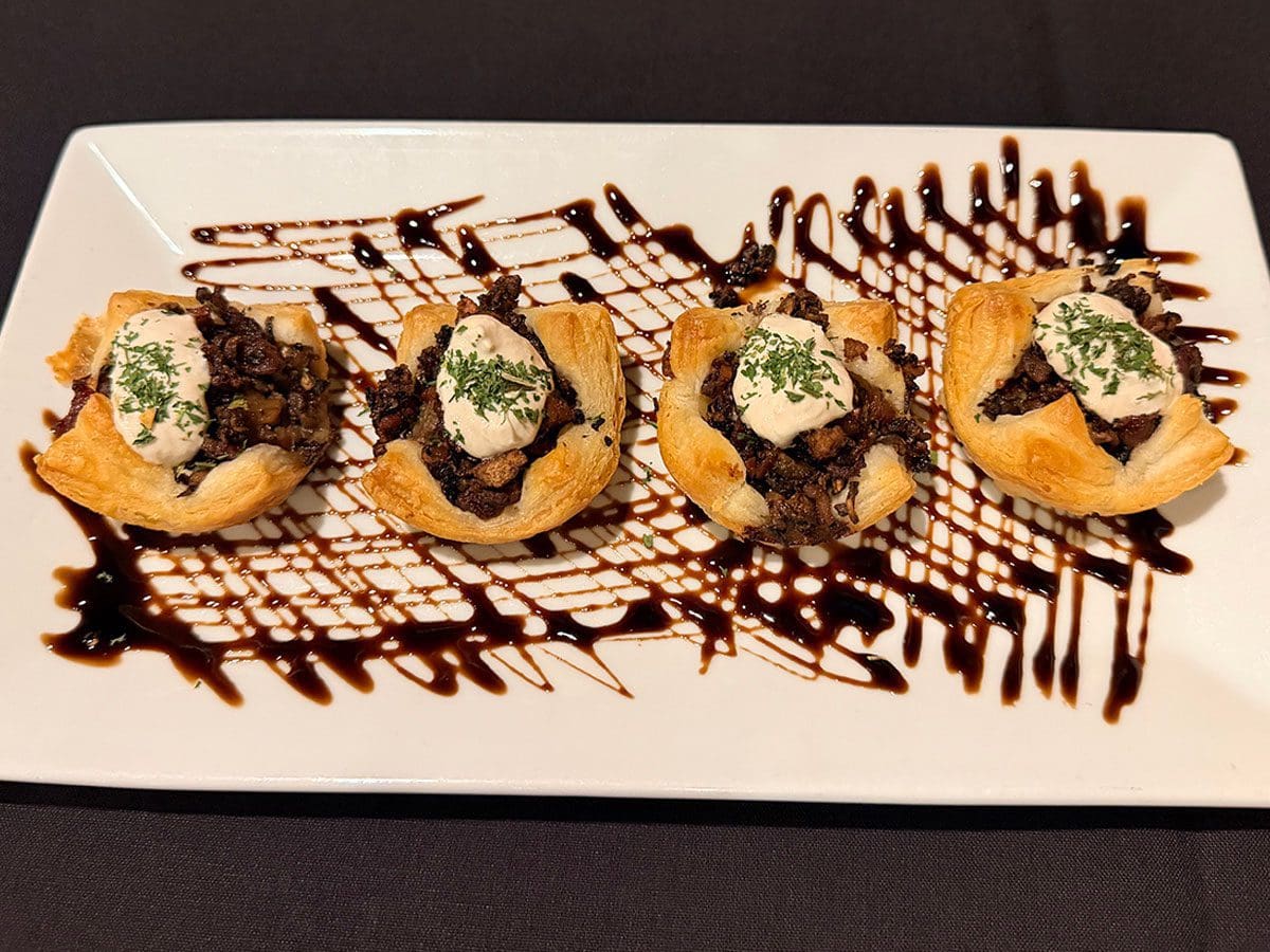 elk wellington bites at latchstring