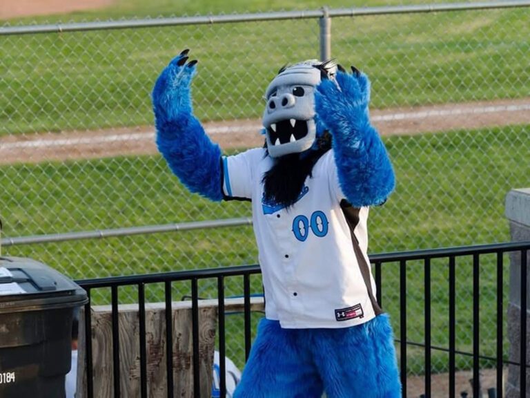 spearfish sasquatch mascot 768x576