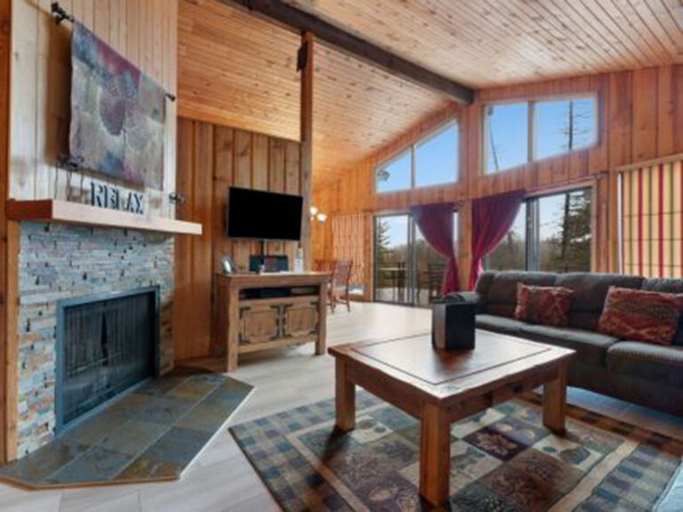 deadwood connections interior lodge 1 768x576