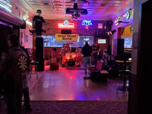 oasis fireside sturgis band 300x225