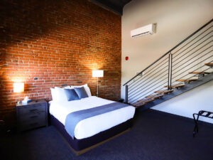 the hotel sturgis queen room 300x225