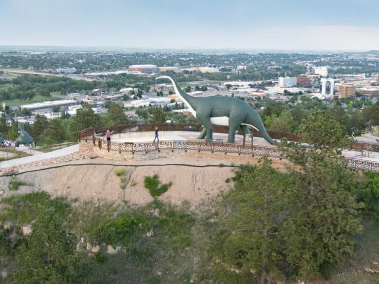 visit rapid city dinosaur park 768x576