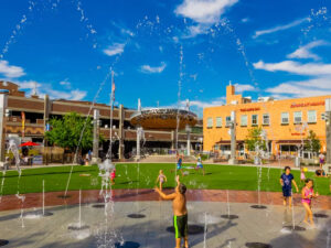 visit rapid city main street square splash pad 300x225