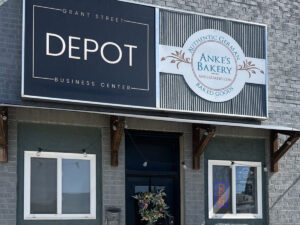 ankes bakery belle fourche front door 300x225