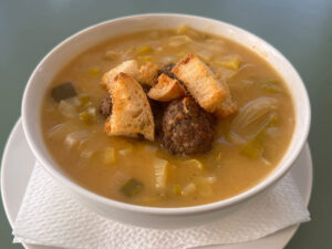 ankes bakery belle fourche soup 300x225
