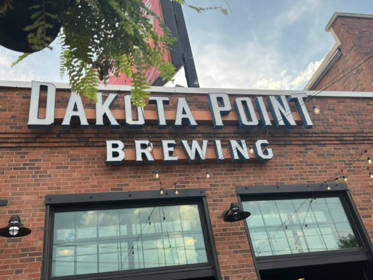 dakota point brewing exterior 768x576