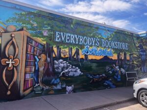 everybodys bookstore rapid city mural 300x225