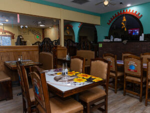 ranchos los agaves dining room tables 300x225