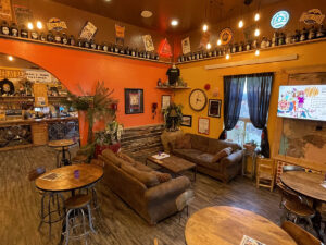sick n twisted hill city lounge 300x225