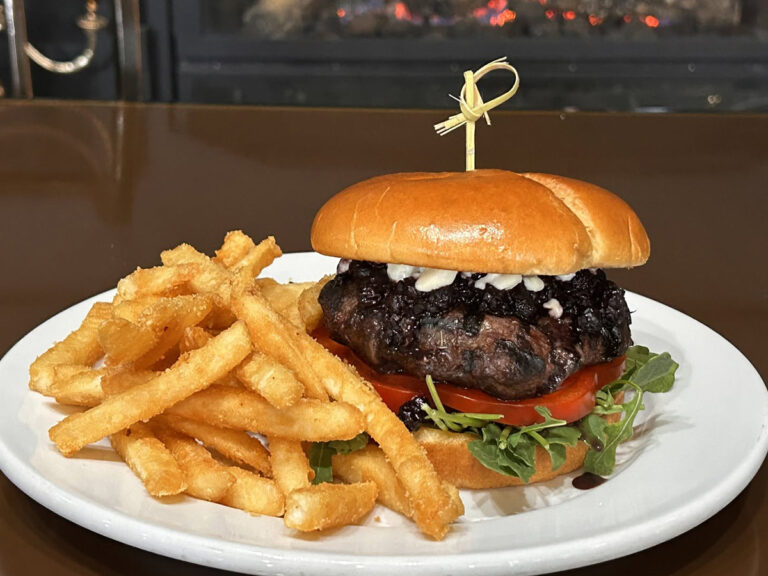 stampmilll inn burger 768x576